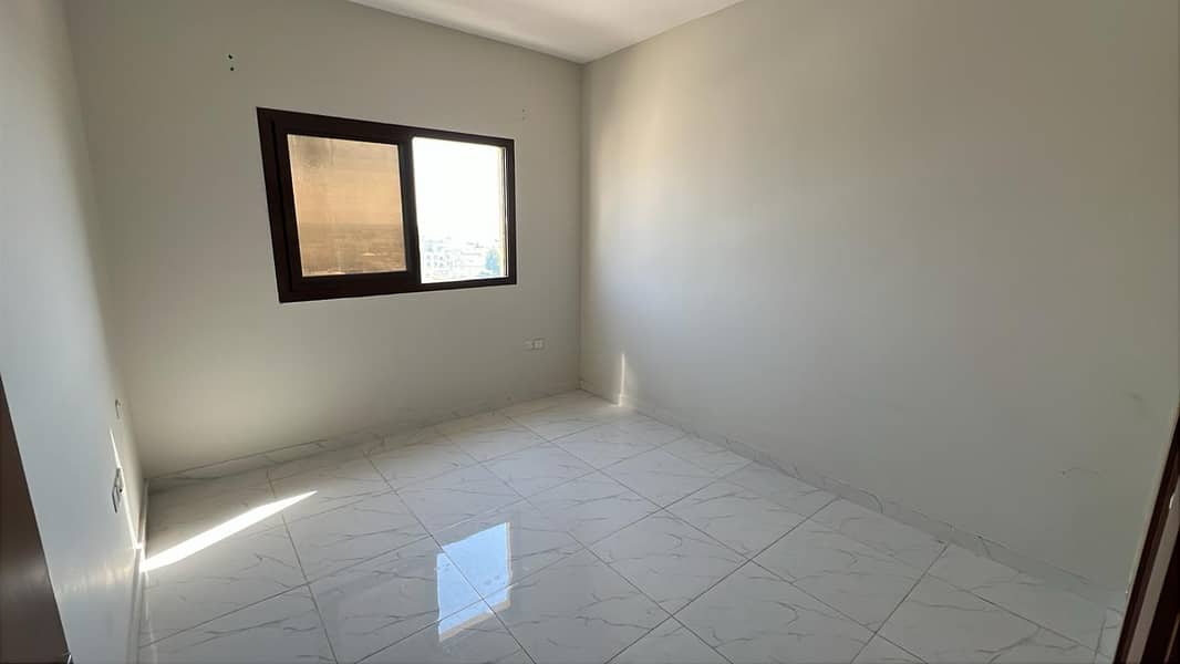 A great opportunity for annual rent in Al Rawda 1 area of Ajman, a separate one-bedroom apartment, second tenant, located directly behind Al Hamidiy