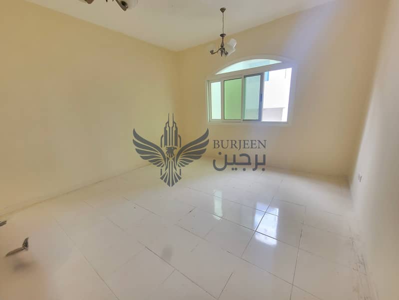 Monthly studio available 1600per month