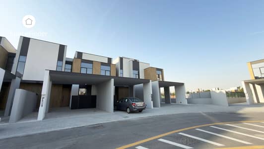 فیلا 3 غرف نوم للايجار في مدن، دبي - front 1. jpg