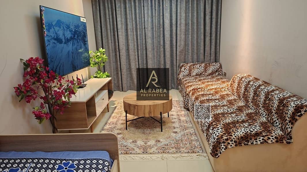 Furnished room and living room with gym, swimming pool, garden, parking, central air conditioning, wall closets, strategic location close to all servi