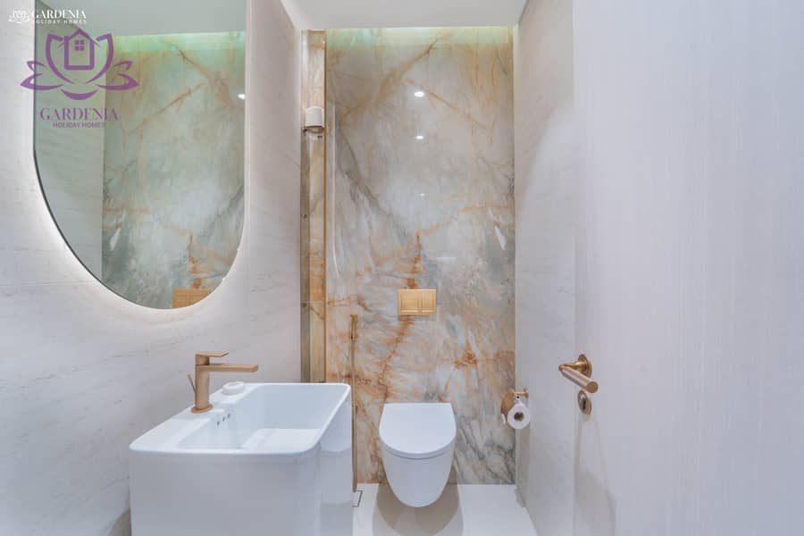 20 G Bath 2. jpg