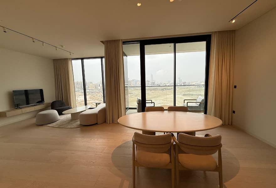 Luxury Waterfront Living 1BR | Furnished | Vacant