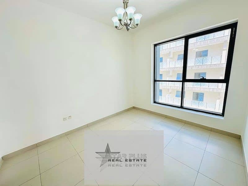 BIG SIZE 2 BEDROOM APARTMENT IN FAMILY BUILDING READY TO MOVE ,,,,,,