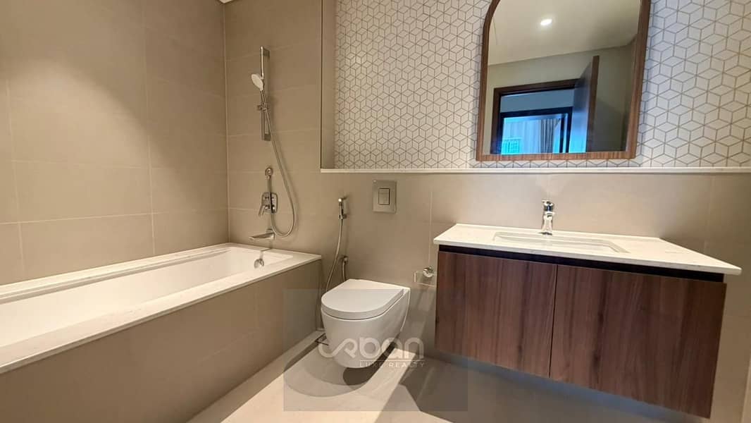 Exclusive 2 Bed Creek Beach View Brand New Never Used - Image 11