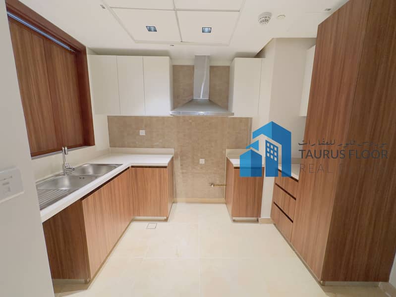 Sea View | Luxury 2 BHK + Month Free | Near Metro