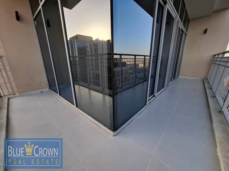 Superb View:Prime Location:Maid's Room:Near Metro