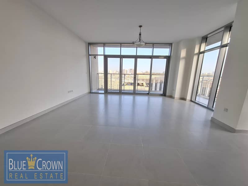 Superb View:Prime Location:Maid's Room:Near Metro