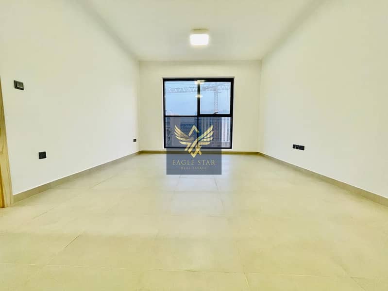 Open Kitchen / Spacious 1 Bed / Near Park / Book Now