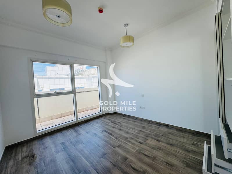 Elegant 2 Bedroom with Rooftop Terrace - Spacious Layout - Pool & GYM - Image 9