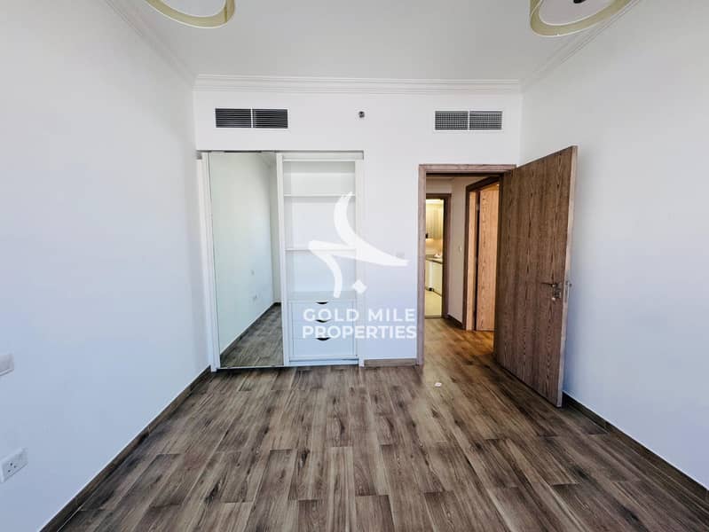 Elegant 2 Bedroom with Rooftop Terrace - Spacious Layout - Pool & GYM - Image 14