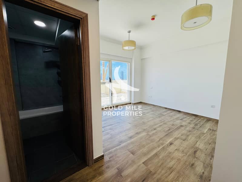 Elegant 2 Bedroom with Rooftop Terrace - Spacious Layout - Pool & GYM - Image 16