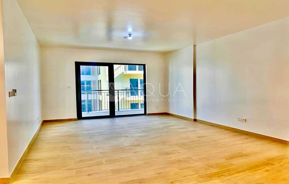 Elegant Beachside Living | High-Floor | 1 Bedroom Elegant Beachside Living | High-Floor | 1 Bedroom