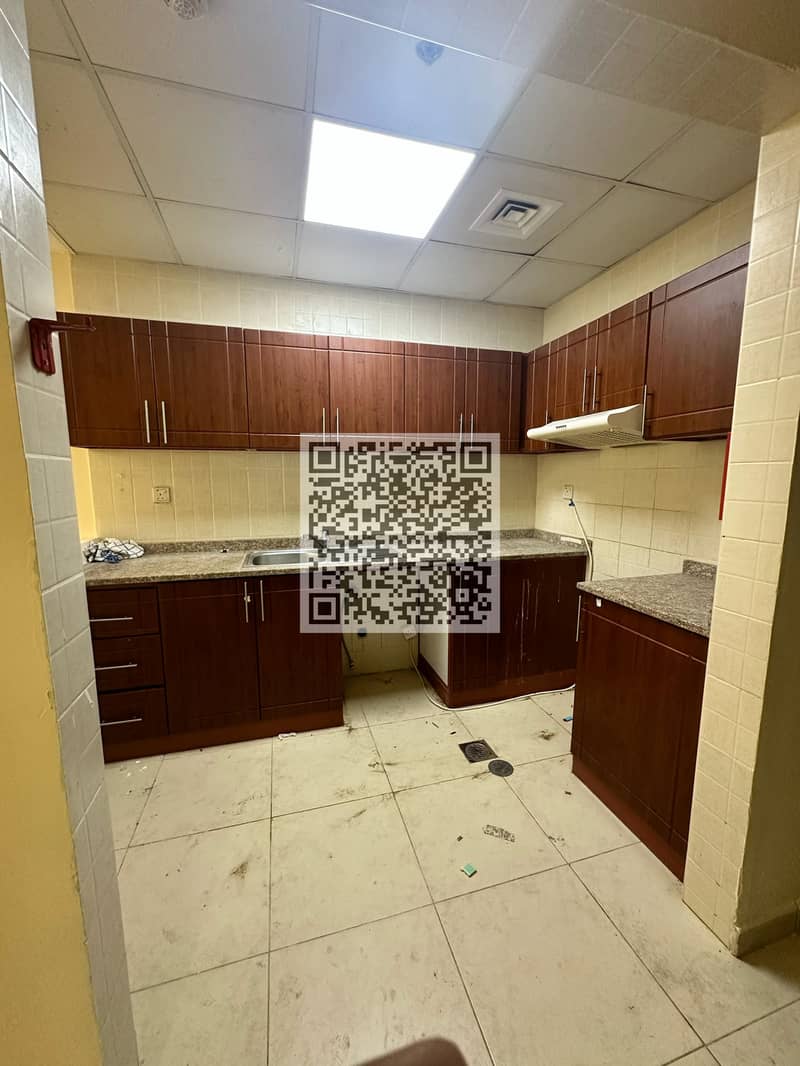 1 Bedroom Apartment Available For Rant in G0LDCREST TOWER A WITH PARKING 29000