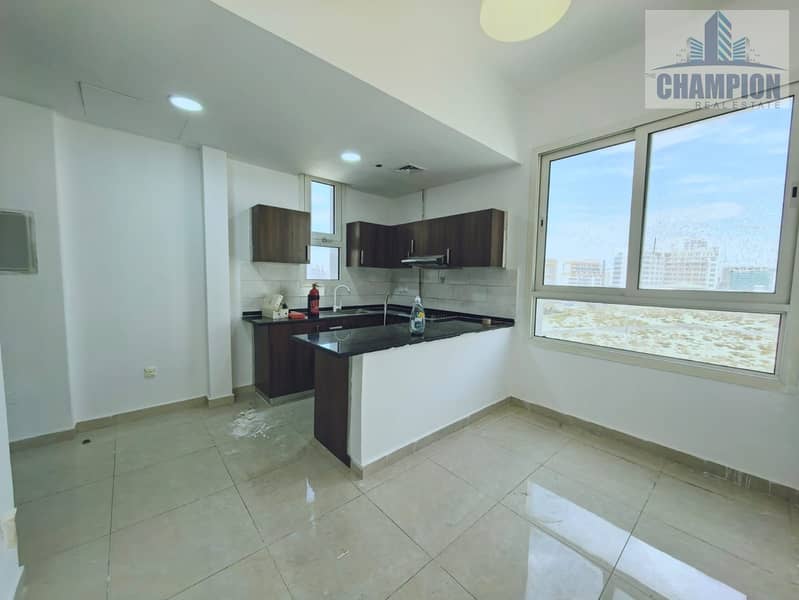 Spacious and cheap price 1 bhk for rent || open kitchen// Parking space