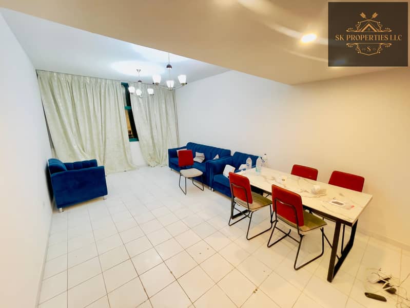 Furnished 3bhk in Abu shagara only for 4000 (sewa seperate)