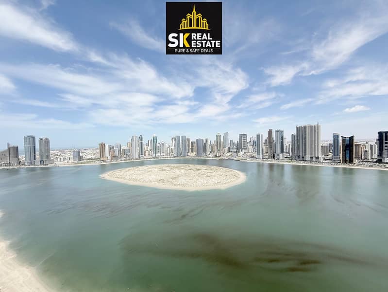 READY TO MOVE SEE VIEW LAVISH AND SPACIOUS THREE BHK WITH BUILT IN WARDROBES ON A VERY PRIME LOCATION EASY TO DUBAI EXCESS