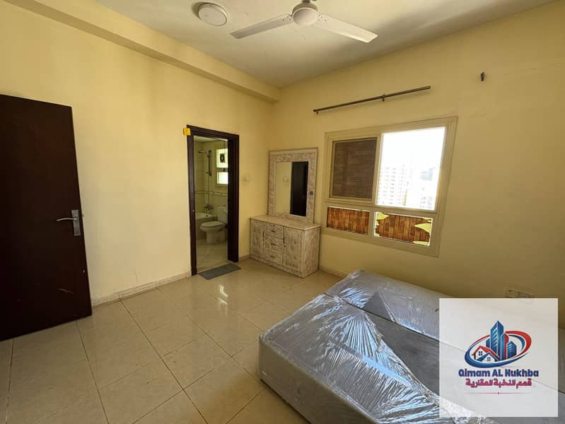 Beautiful 1-bedroom apartment with a living room featuring 2 bathrooms, central AC and central gas for energy efficiency, and an internal privacy hall