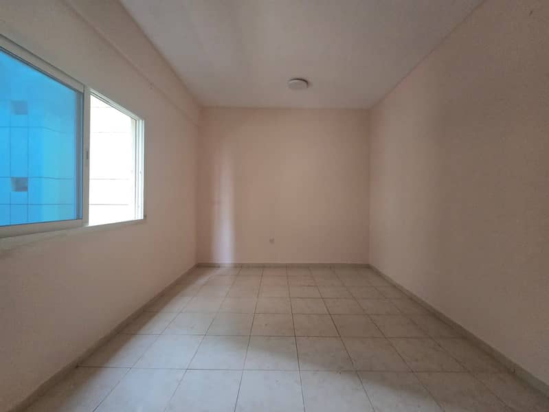 Unmissable opportunity! One-bedroom apartment in Al Nuaimiya, near King Faisal Street, with a balcony and central air conditioning, for only 26,000 AE