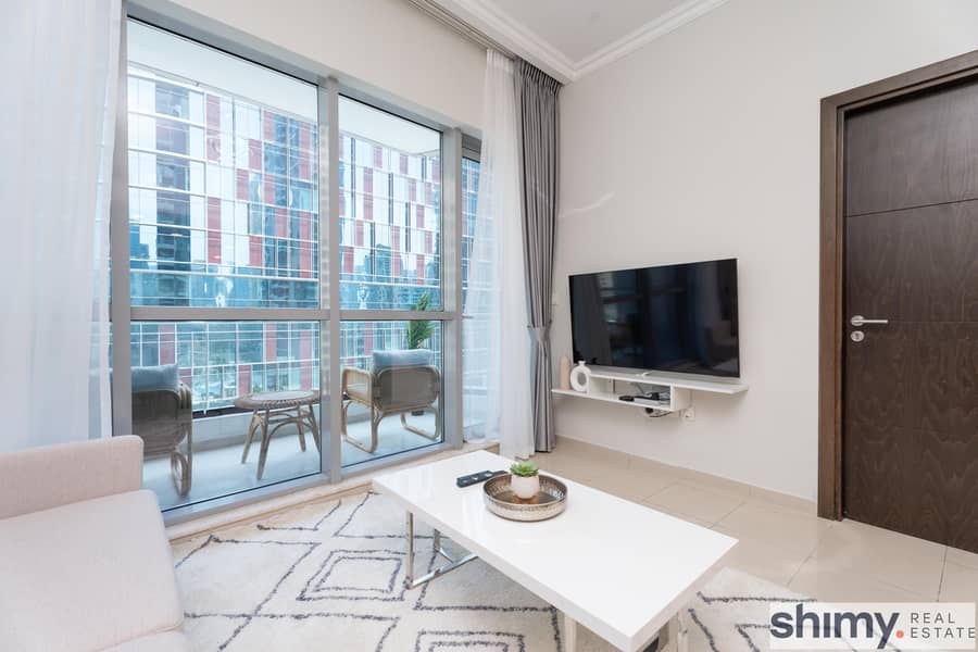 Modern | Near Tram | Bay Central West | Furnished