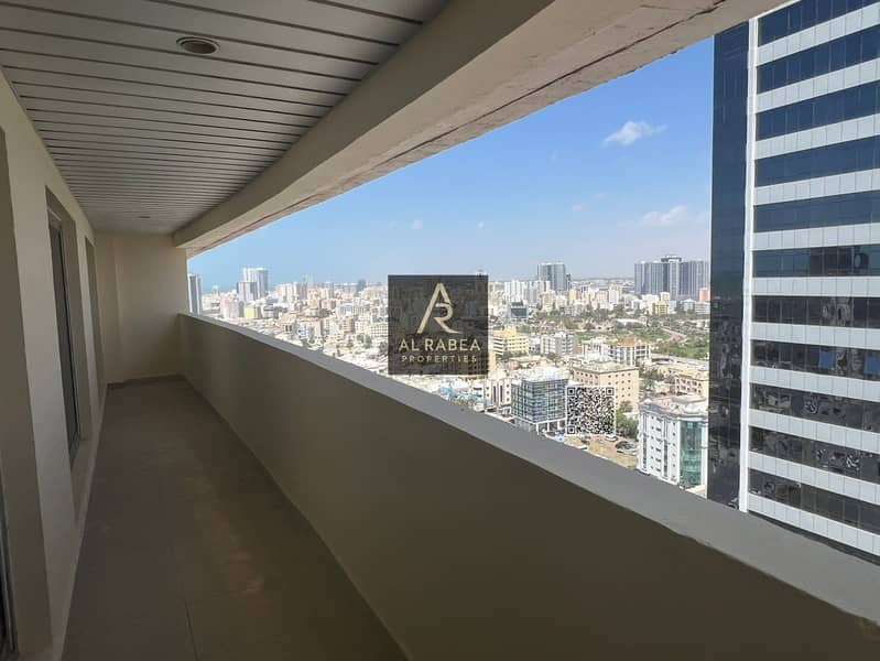 Dos dormitorios, un baño y tres aseos. Aire acondicionado gratuito. Amplios espacios en Al Rashidiya 3.