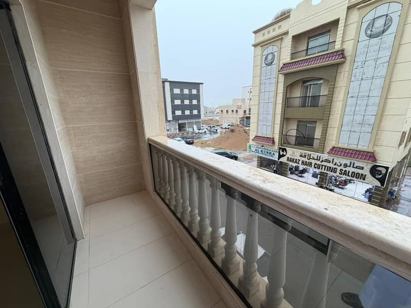 First-time occupancy studio apartment with balcony - at a very special price - prime location in Al Aaliyah, Ajman - directly on the Sheikh Mohammed B