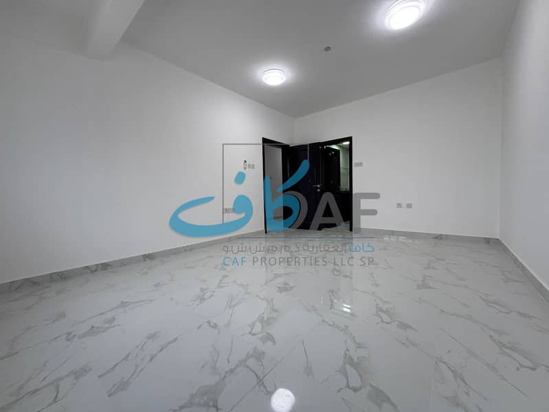 10 85e469c0-0de8-4761-8f26-c35aba2d4e03. jpg