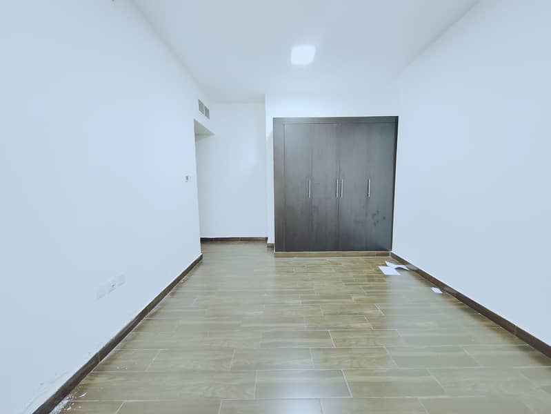 4 1000195241. jpg