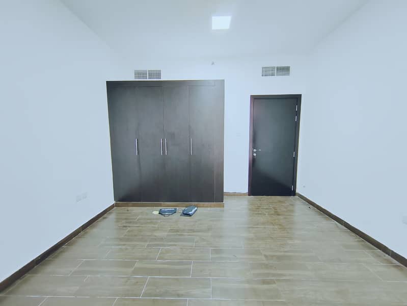 6 1000195246. jpg