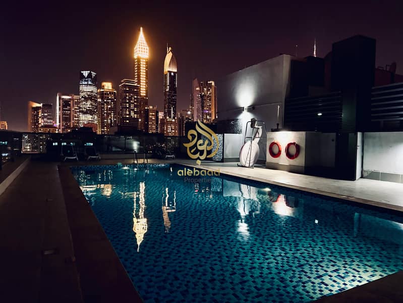 King size 1br apartment available now prime location with all amenties