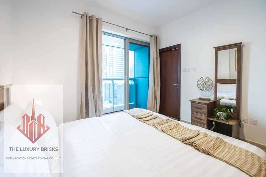 Spacious Master Bedroom | Fully Furnished | Monthly Stay | All Bills Included