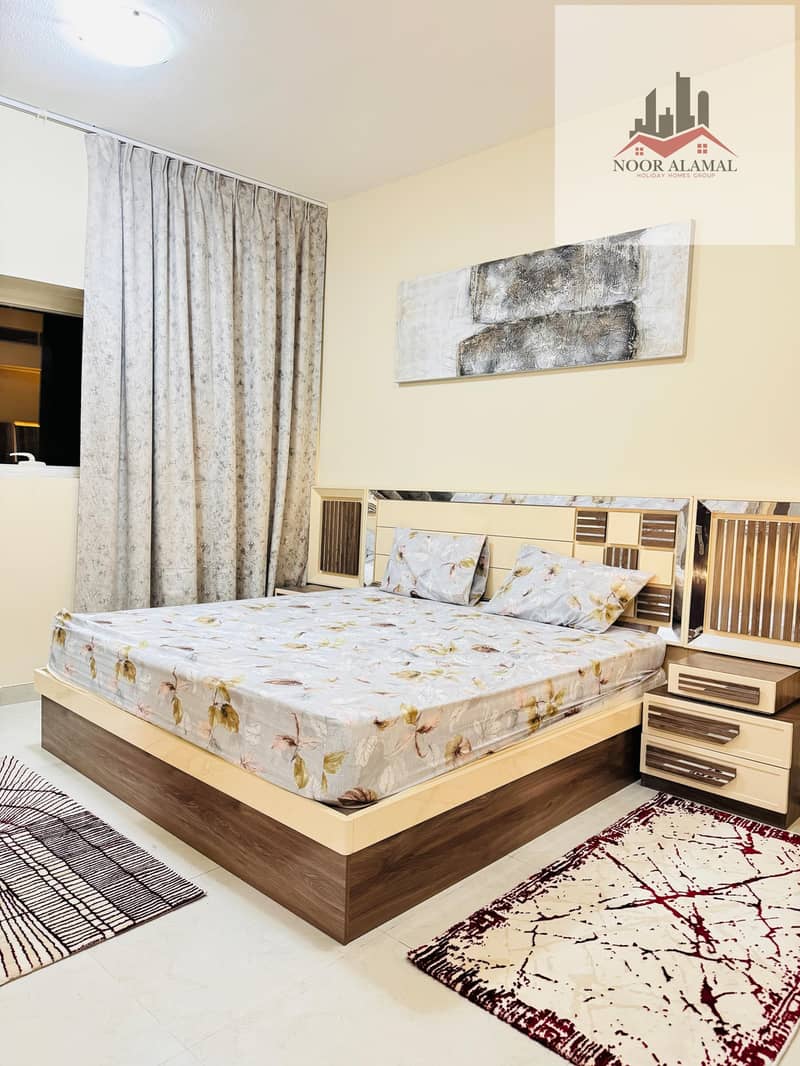 Sharjah, Al Taawun area: Two bedrooms, living room, kitchen, two bathrooms, and balcony. Price: 4700 AED including internet.