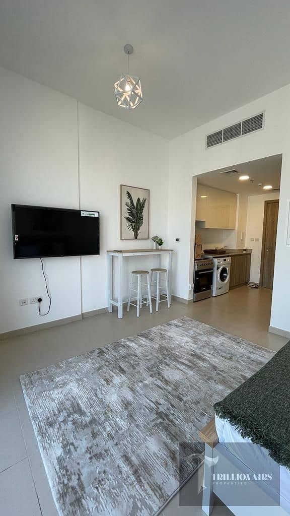 12 CHEQUES | ELEGANT FULLY FURNISHED APARTMENT | PRIME LOCATION