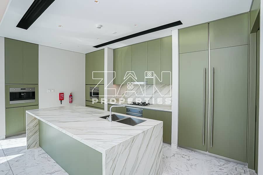 Best Deal | Burj + Fountain View | Spacious Layout