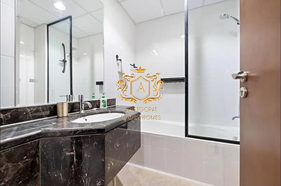 Furnished Studio Flat I 1 parking Included