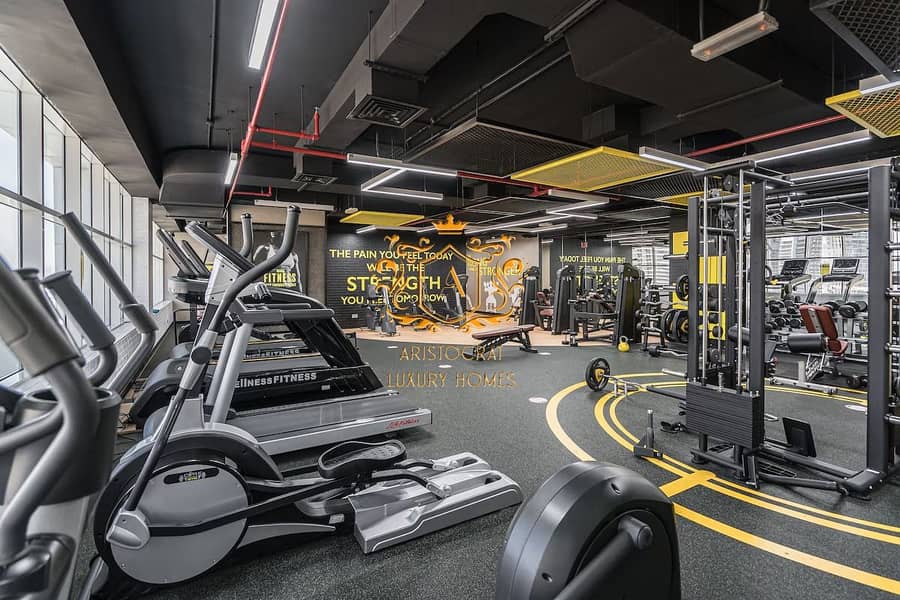 Furnished Studio Flat I 1 parking Included - Image 20