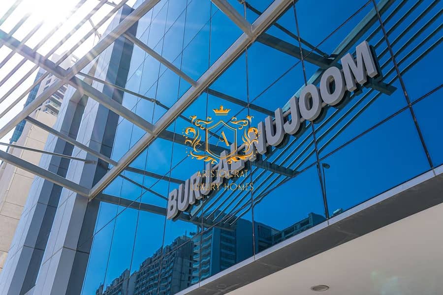 Furnished Studio Flat I 1 parking Included - Image 21