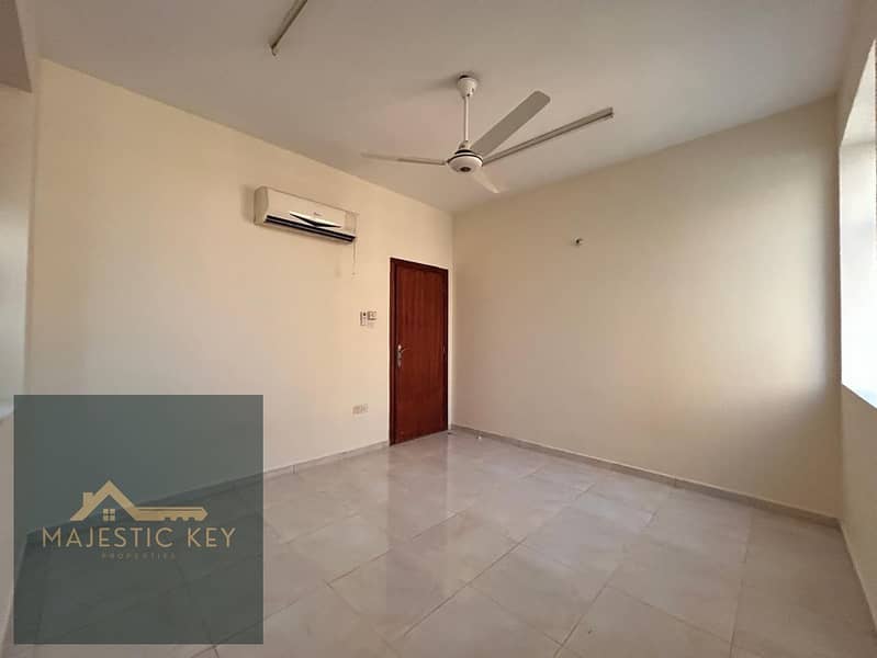 BIGGEST APARTMENT!!2BHK APARTMENT WITH BALCONY AND SPLIT AC AND CENTRALISED GAS JUST IN 34k