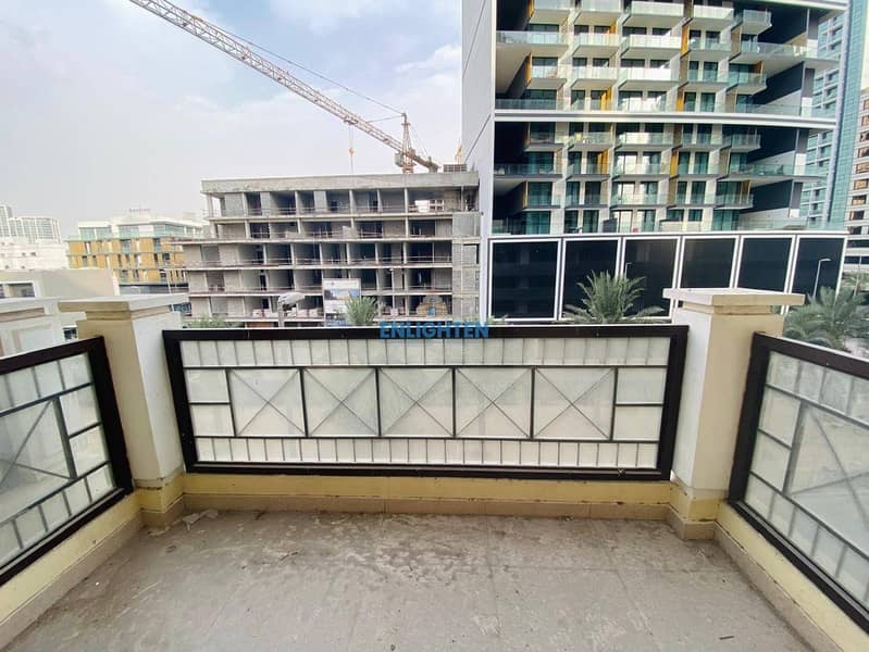 12 Cheques | Closed Kitchen | 2BHK | Rent | Vacant