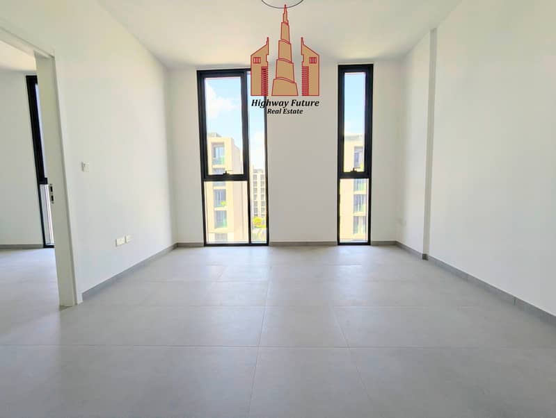 Luxury Modern 1BR || Pool & Gym || Ready To Move