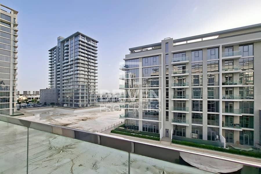 Spacious Layout | Prime Location | Lake View