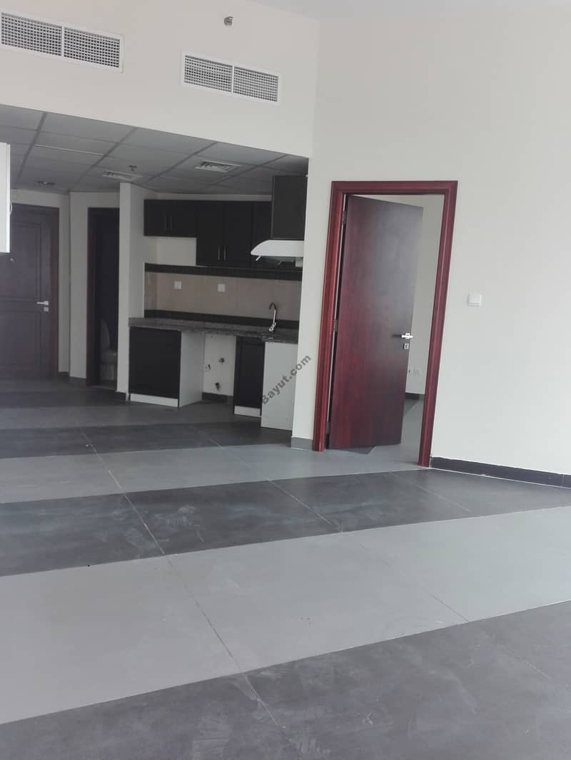 AED 34K/4 Cheques !!! Spacious 1 Bedroom With Balcony Parking In Silicon Heights- DSO.