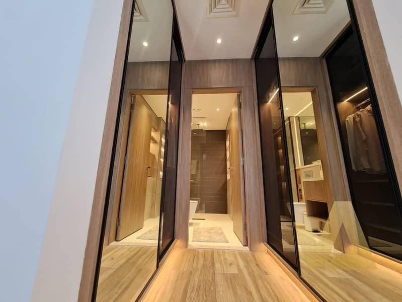 Amazing | Private Elivator | With pool - Image 12