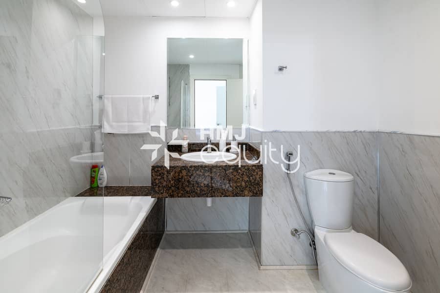 32 R6M22065-HDR-Edit. jpg