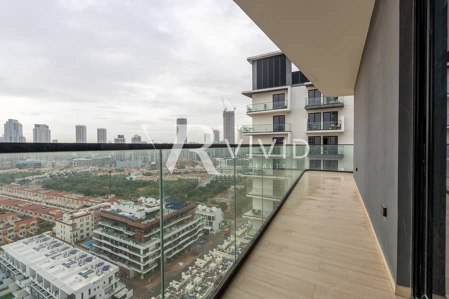 Vacant | Corner Unit | Villa Views Vacant | Corner Unit | Villa Views
