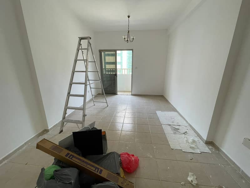 Luxury 1-bedroom apartment with living room, balcony, free gym & pool, flexible payment options, super deluxe finishing