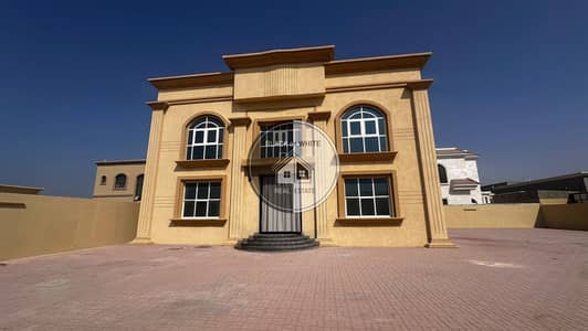 5 habitaciones Villa para en Alquiler en Al Refaa, Ras Al Khaimah - WhatsApp Image 2026-03-30 at 1.02. 21 PM (3). jpeg 5 habitaciones Villa para en Alquiler en Al Refaa, Ras Al Khaimah - WhatsApp Image 2026-03-30 at 1.02. 21 PM (3). jpeg