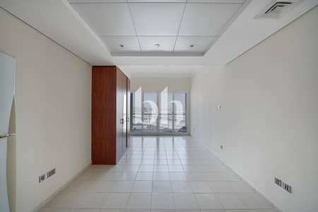 Studio for Rent in Jumeirah Lake Towers (JLT), Dubai - 818 Photo 01