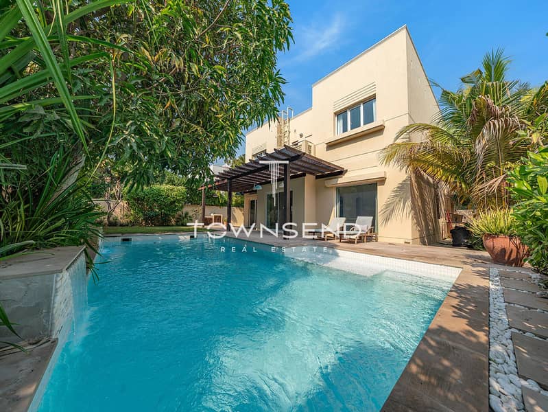 Vacant | Private Pool | Ground Floor Bedroom Vacant | Private Pool | Ground Floor Bedroom