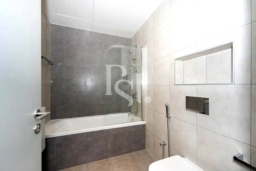 12 1BRM-Unit-2410-AP78431-Canal-Residence-Al-Reem-Island-Abu-Dhabi-UAE (8). jpg