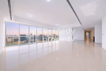 4 Cпальни Апартамент Продажа в Остров Аль Рим, Абу-Даби - Living Area 1. jpeg